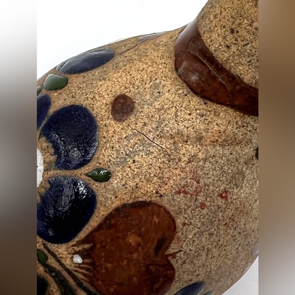 Tonala Pottery Mexican Folk Art Hand Painted Bird Figurine Floral Design 5x3x4" - Picture 9 of 10